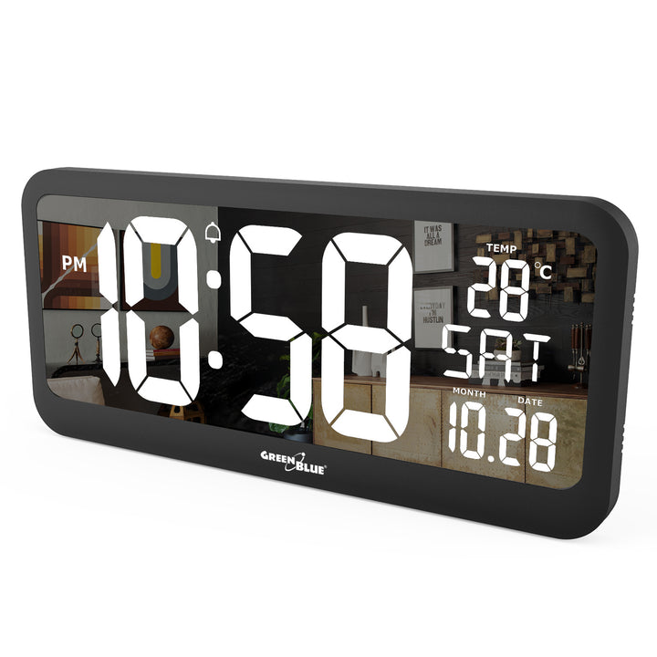 GreenBlue GB214 Orologio digitale con sensore di temperatura 37x17cm Display LED con allarme Da appoggiare su un tavolo o da appendere alla parete Alimentazione tramite adattatore di rete o batterie