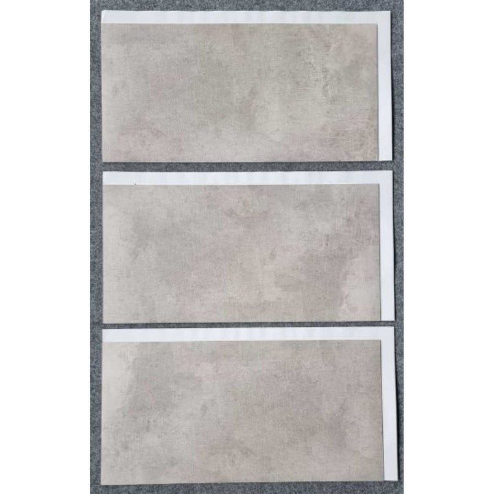 Piastrelle autoadesive per pareti e pavimenti Fliesana, set di 3, impermeabili, effetto cemento, colore grigio chiaro