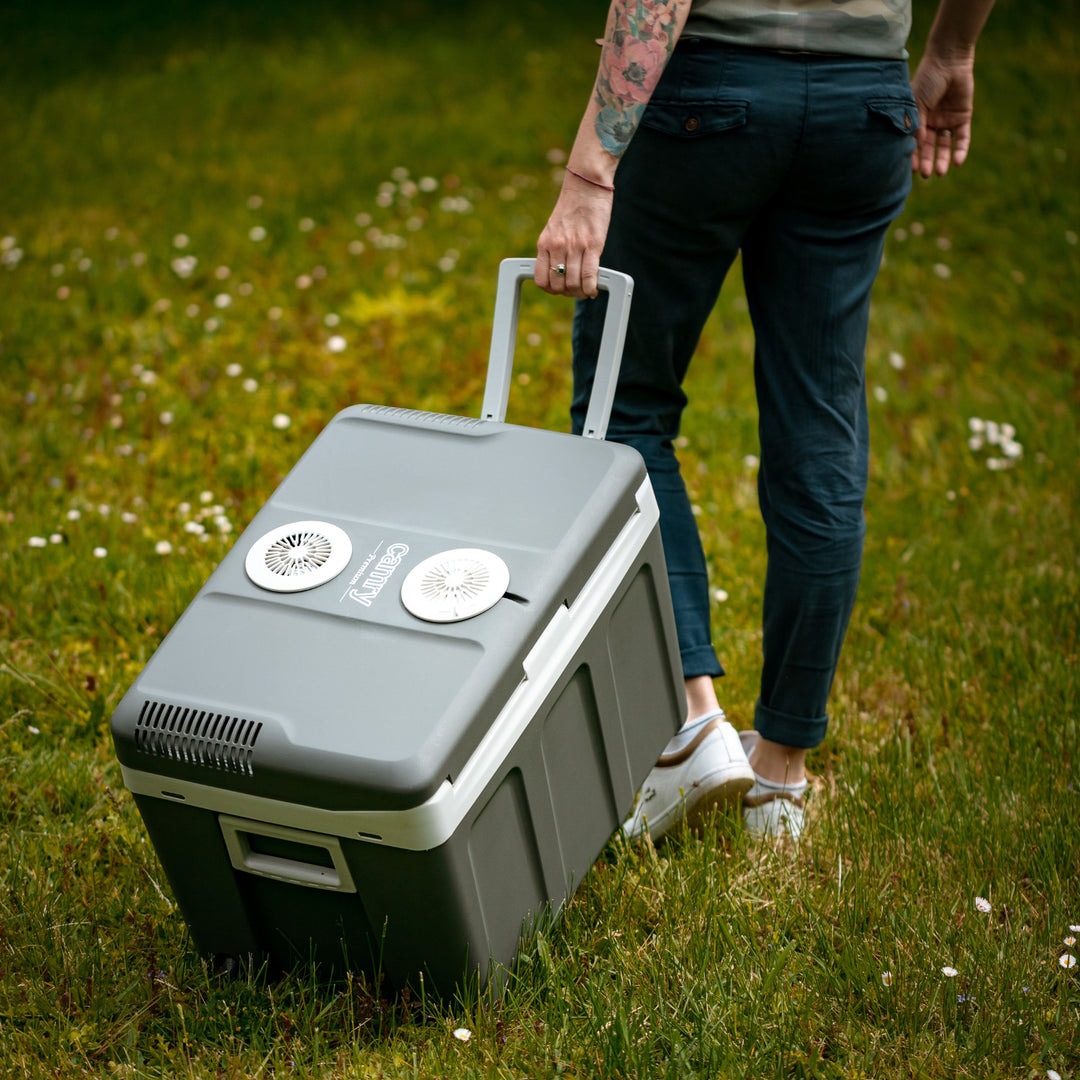 Frigorifero turistico Camry, riscaldamento e raffreddamento, capacità 40 l, CR 8061