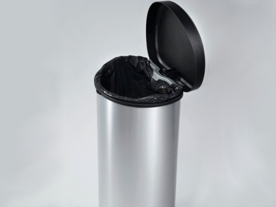 Bidone della spazzatura 40 litri con pedale argento Curver