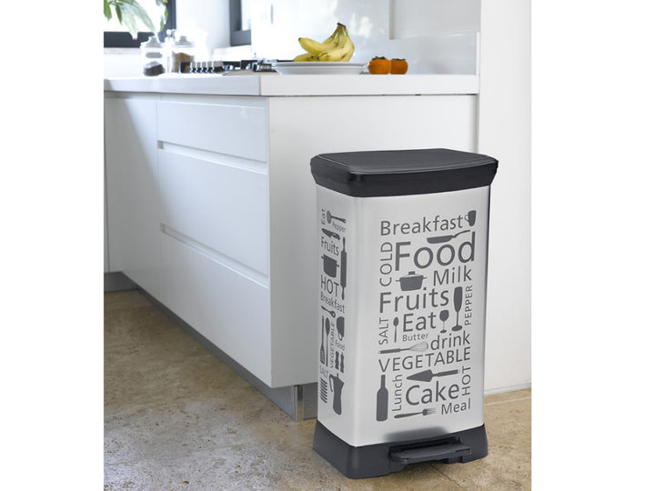 Pattumiera da cucina Curver a pedale, design argento, 50 L