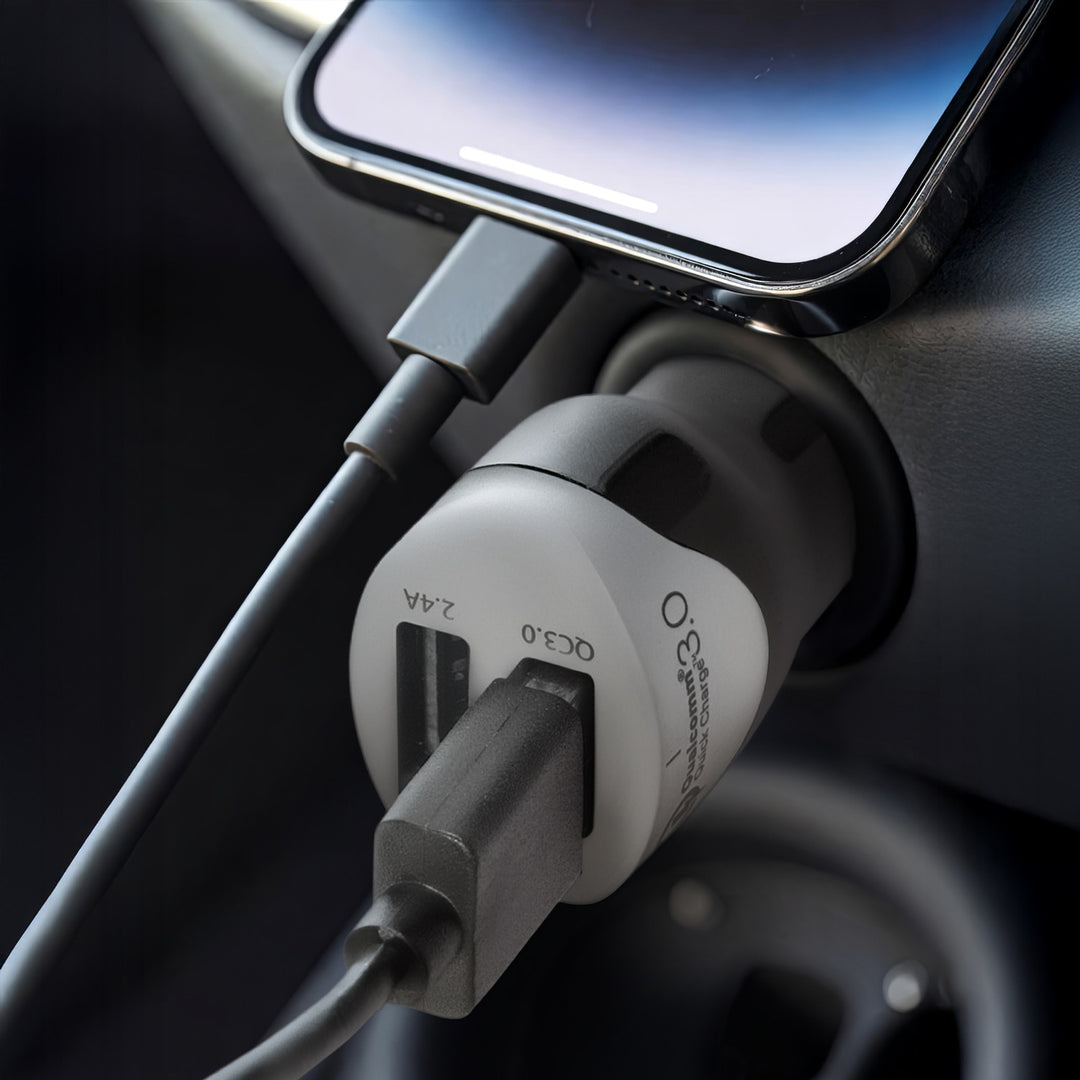 Caricabatteria Auto 2.4A 2xUSB Q.C3.0 cavo 1.5m Silver Maclean Energy MCE157