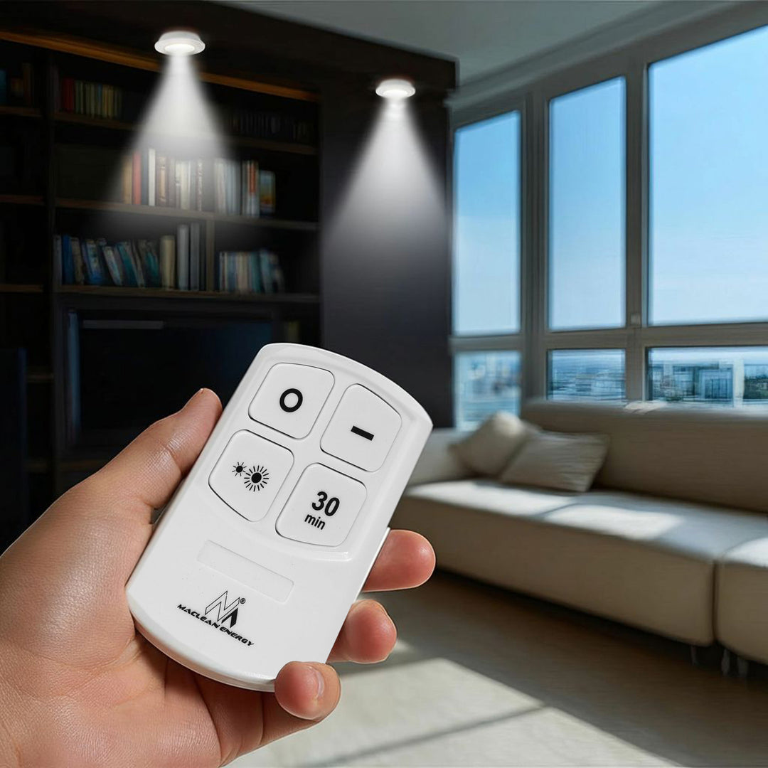 MCE165  Lampada  da Parete  5 SMD Maclean EnergyINOX