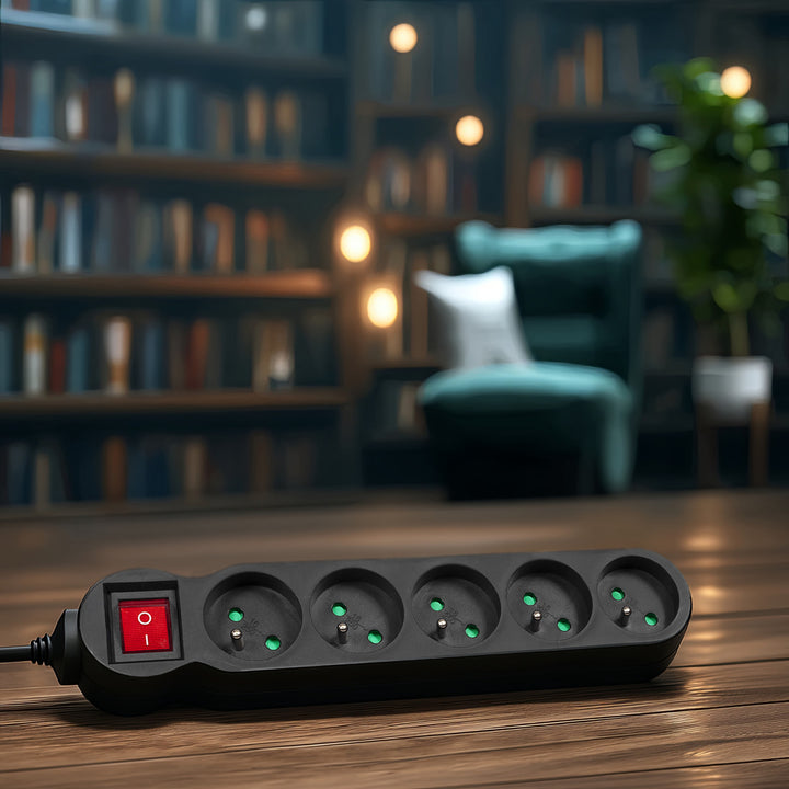 Ciabatta elettrica Maclean Energy MCE183 Cavo di prolunga a 5 prese con interruttore