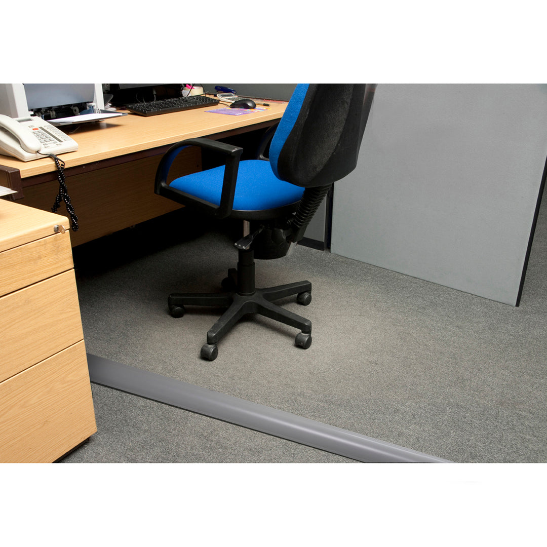 Maclean MCTV-674 - Grigio - Semicircolare e autoadesivo