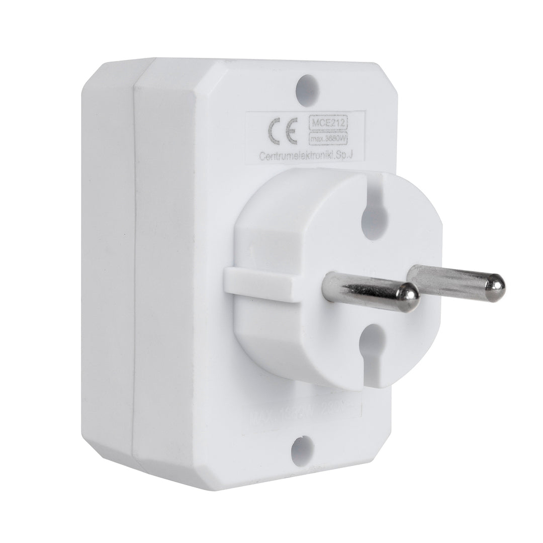 Spina universale tripla piatta Maclean Energy MCE212 16A