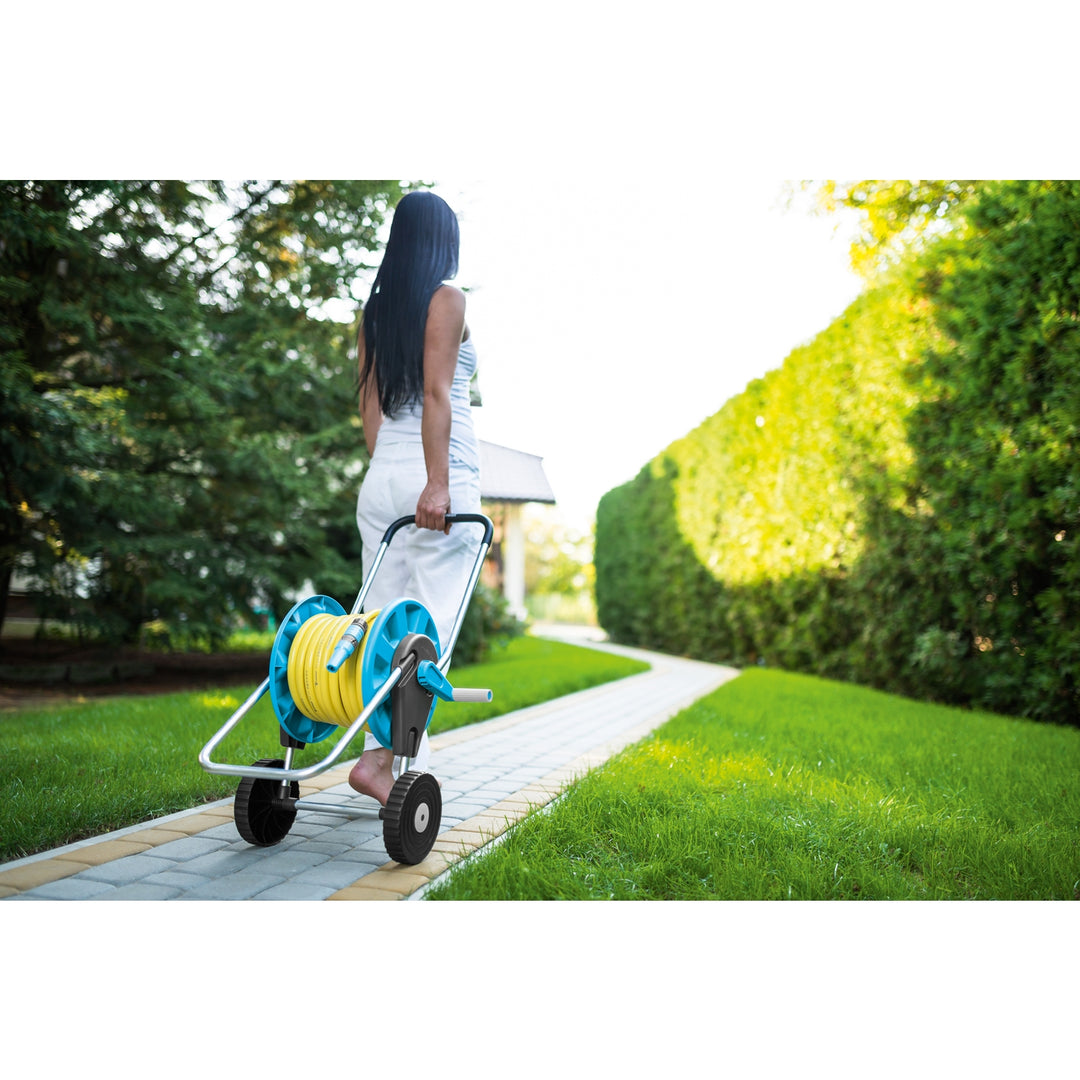 Il carrello per tubi Cellfast Aluplus da 1/2 "60 m garantisce un comodo trasporto e stoccaggio del tubo