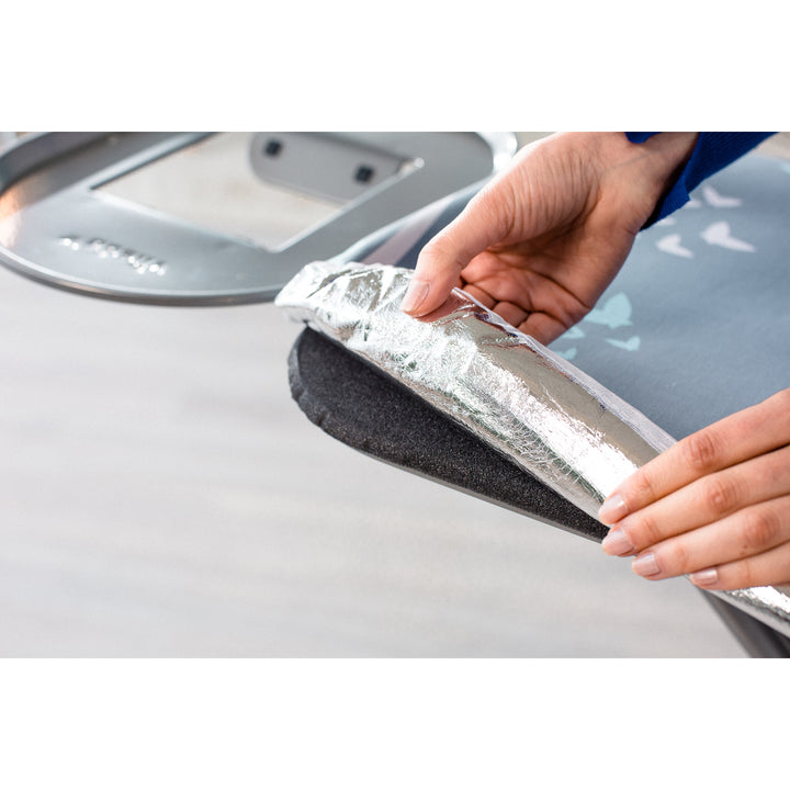 Tavola da stiro Total Reflect Plus con rivestimento metallico al 100%