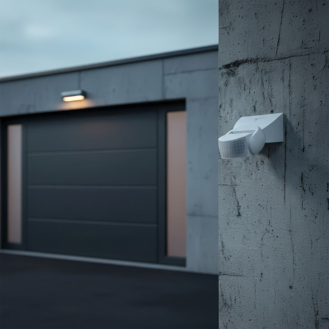 Sensore di movimento a infrarossi con telecomando IP65, max 800 W (lampadina), max 1200 W (LED) MCE241 Maclean Energy
