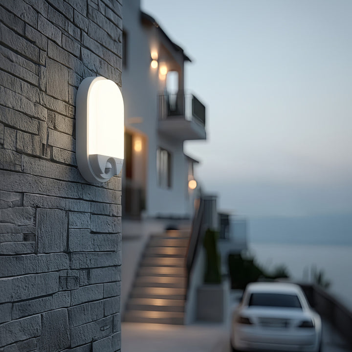 Lampada LED con sensore di movimento a infrarossi MCE340 W 1100lm 15W IP54 Maclean Energy bianco, bianco naturale (4000K)