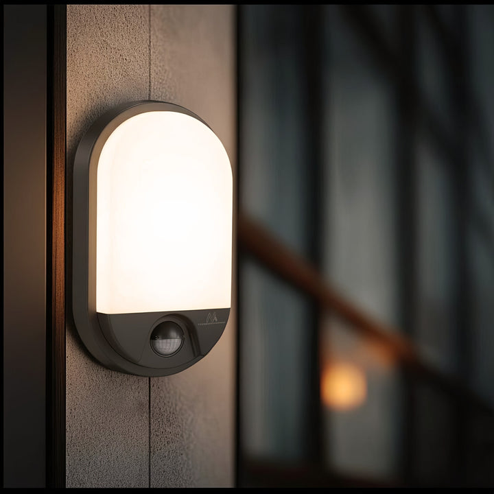 Lampada LED con sensore di movimento a infrarossi MCE340 GR 1100lm 15W IP54 Maclean Energy grigio, bianco naturale (4000K)