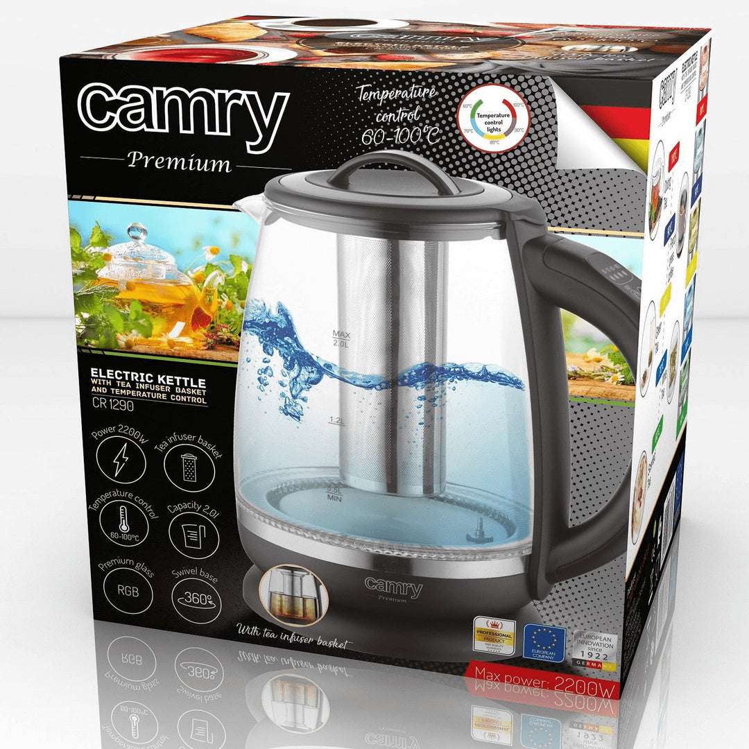 Teiera con un controllo della temperatura dell&#39;infusore 2L Camry CR 1290