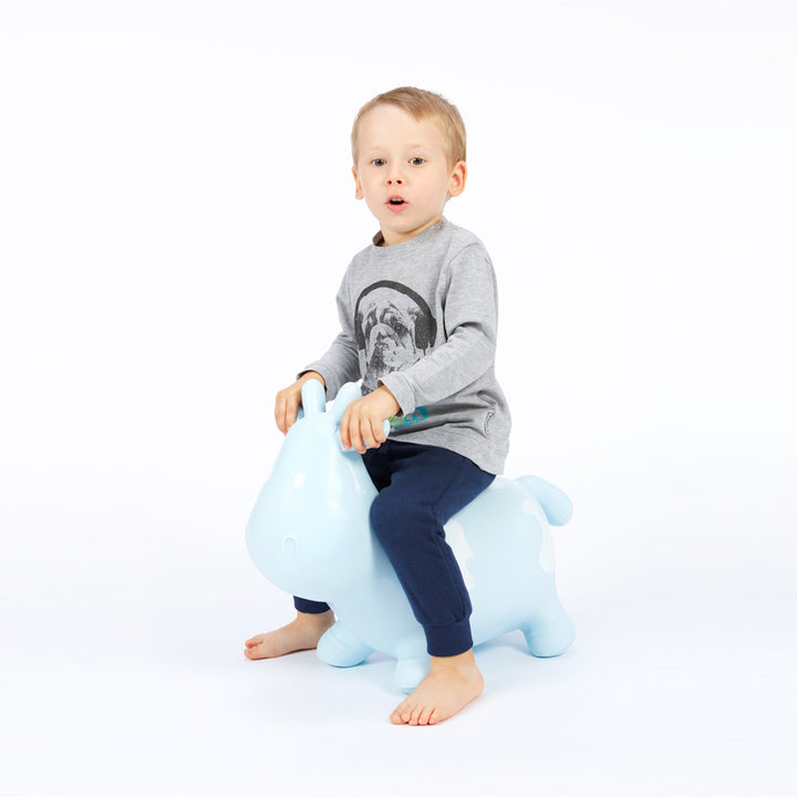 Il maglione Hoppimals in gomma blu fondente - un divertimento enorme e unico nel saltare