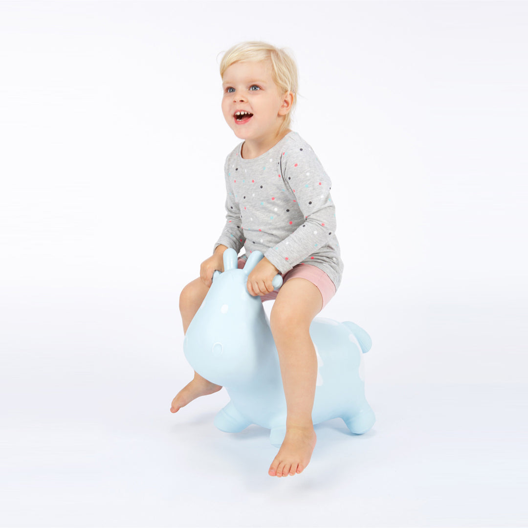 Il maglione Hoppimals in gomma blu fondente - un divertimento enorme e unico nel saltare