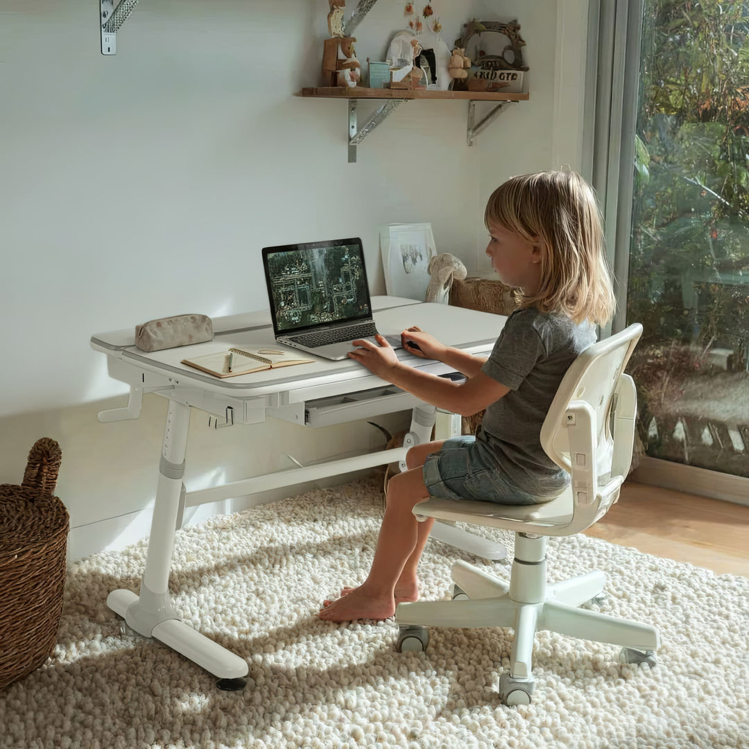 Ergo Office ER-41 Scrivania ergonomica per bambini con regolazione dell'altezza e dell'inclinazione Scrivania per bambini fino a 100 kg Cassetto Ganci per borse