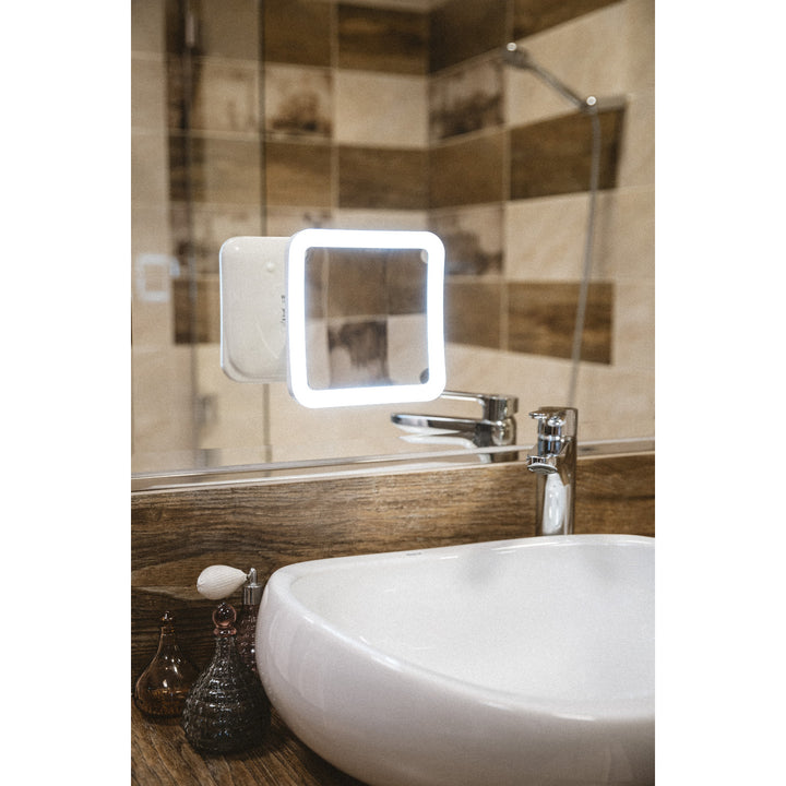 Specchio da bagno girevole con illuminazione a LED CR 2169