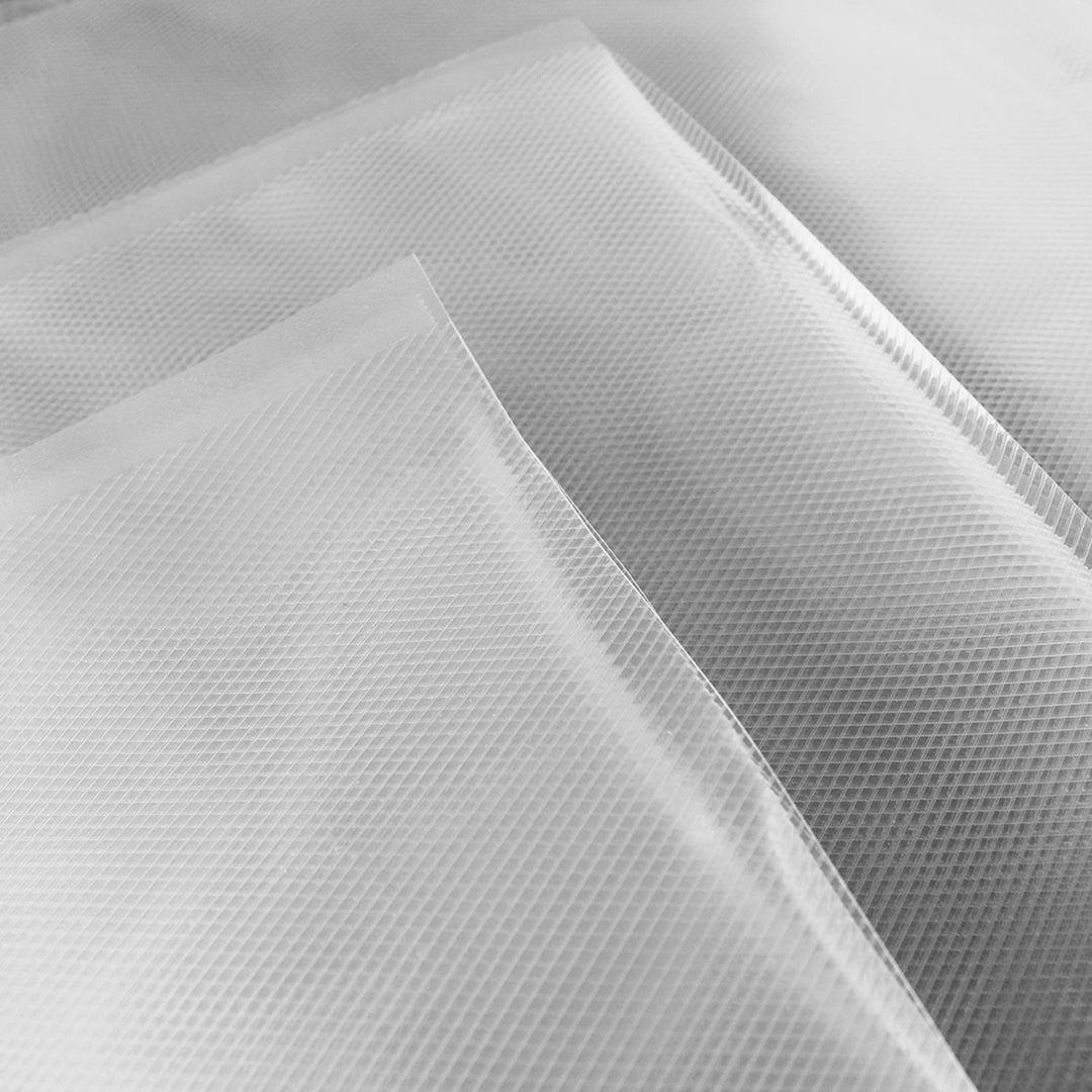 Set universale di fogli Camry per macchine sottovuoto (2 rotoli 28x300 cm + 3 rotoli 20x300 cm)