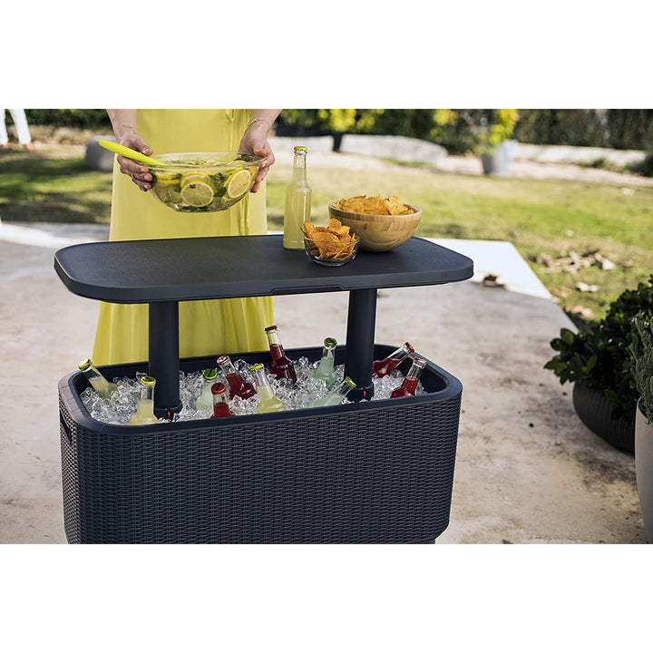 Tavolo bar da giardino 2in1 Keter, bar con contenitore refrigerante Bevy Cool Bar Rattan