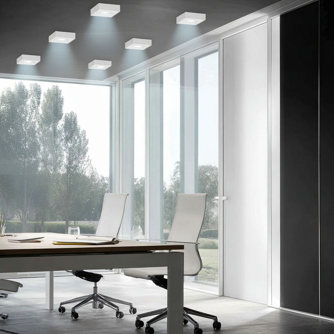 Maclean spot plafone, per sorgenti luminose MR16 / GU10, bianco, 94x94x32mm, quadrato, alu, MCE464 W