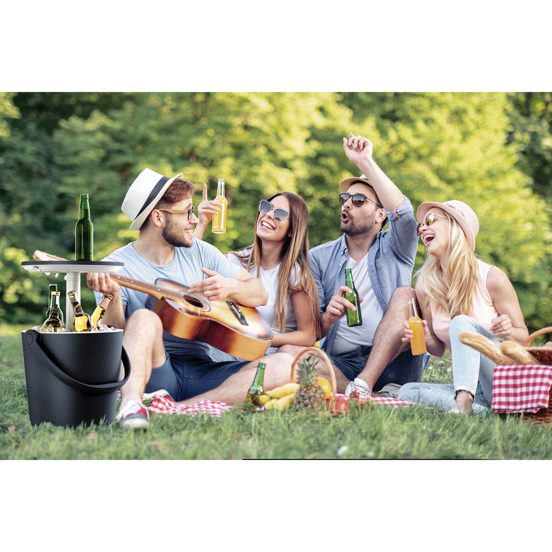 Bar portatile Keter Go Bar con funzione grafite di un tavolino per snack e di un contenitore per bevande