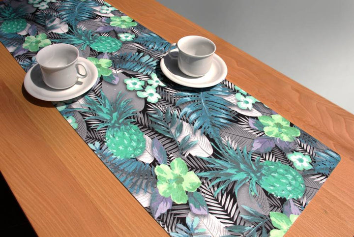 Tovaglia da tavolo Nastro da tavolo in feltro con decorazione Easy Care  95 x 33 cm Lambada Green