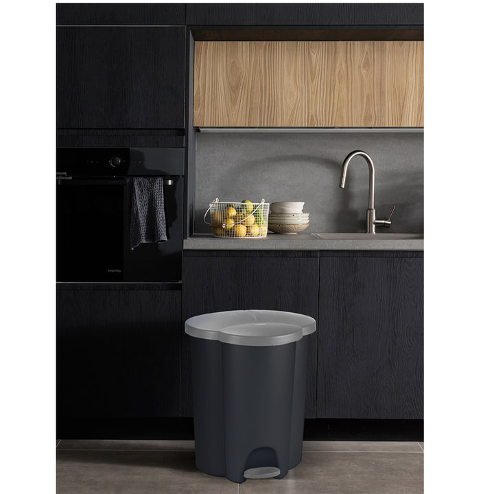 Cestino per rifiuti 40L Cestino a pedale Raccolta differenziata a 3 scomparti Sistema di separazione dei rifiuti Cestino interno in plastica a 3 scomparti