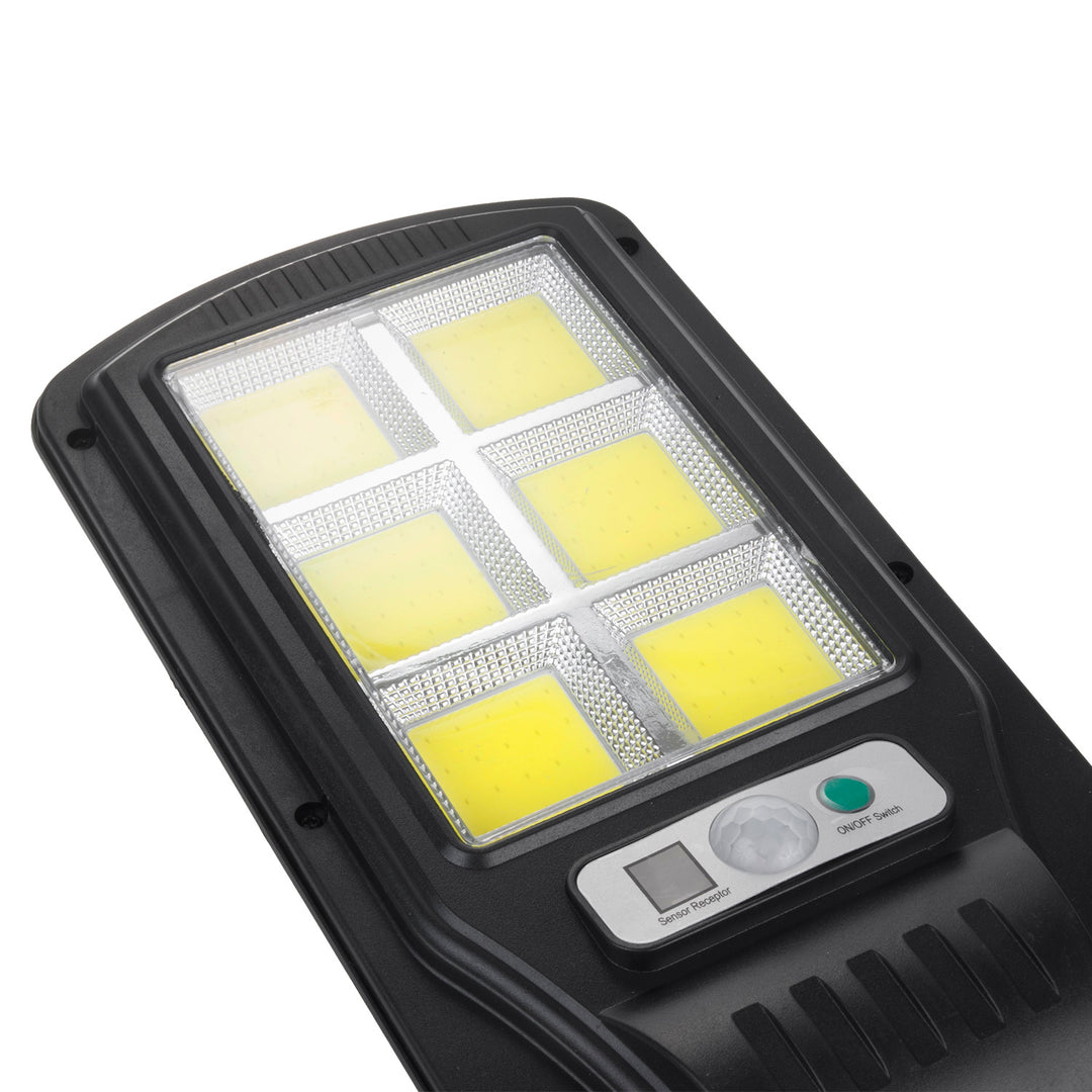 Maclean MCE446 Lampione solare con sensore di movimento e crepuscolare IP54 4W 400 Lumen 6500K Lampada solare telecomandata Lampada da parete per esterni Illuminazione esterna Lanterna stradale 3 modalità di illuminazione