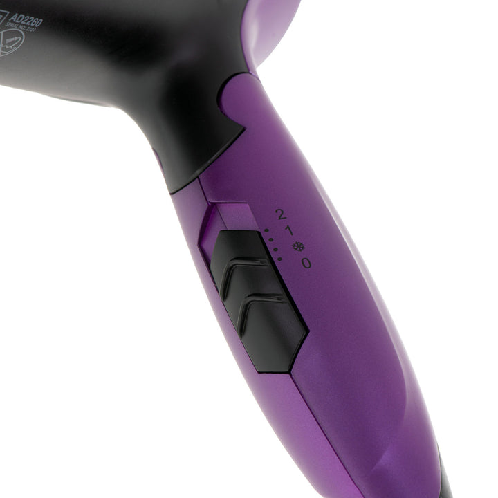 Asciugacapelli 1600W con manico pieghevole e concentratore d'aria Adler AD 2260