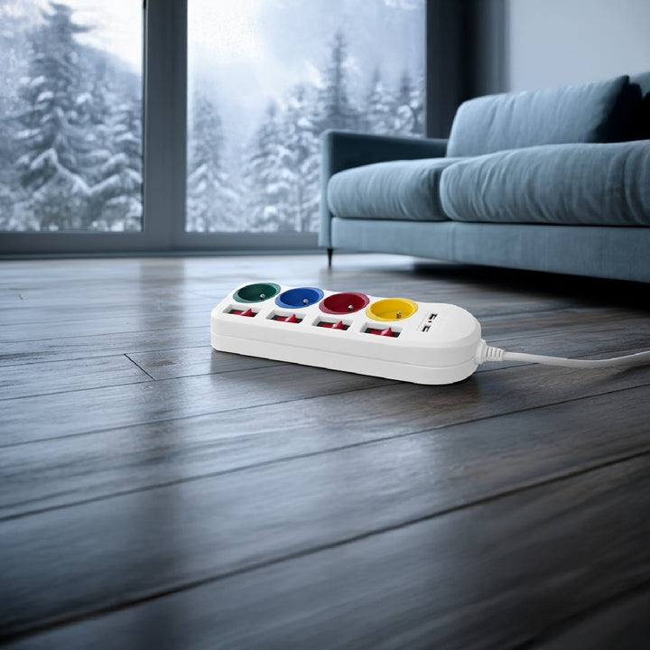 Ciabatta elettrica Maclean, cavo di prolunga a 4 prese + 2xUSB, con interruttori, 250VAC/10A, 2,1A 5V, 1,5m, bianco, MCE229 W