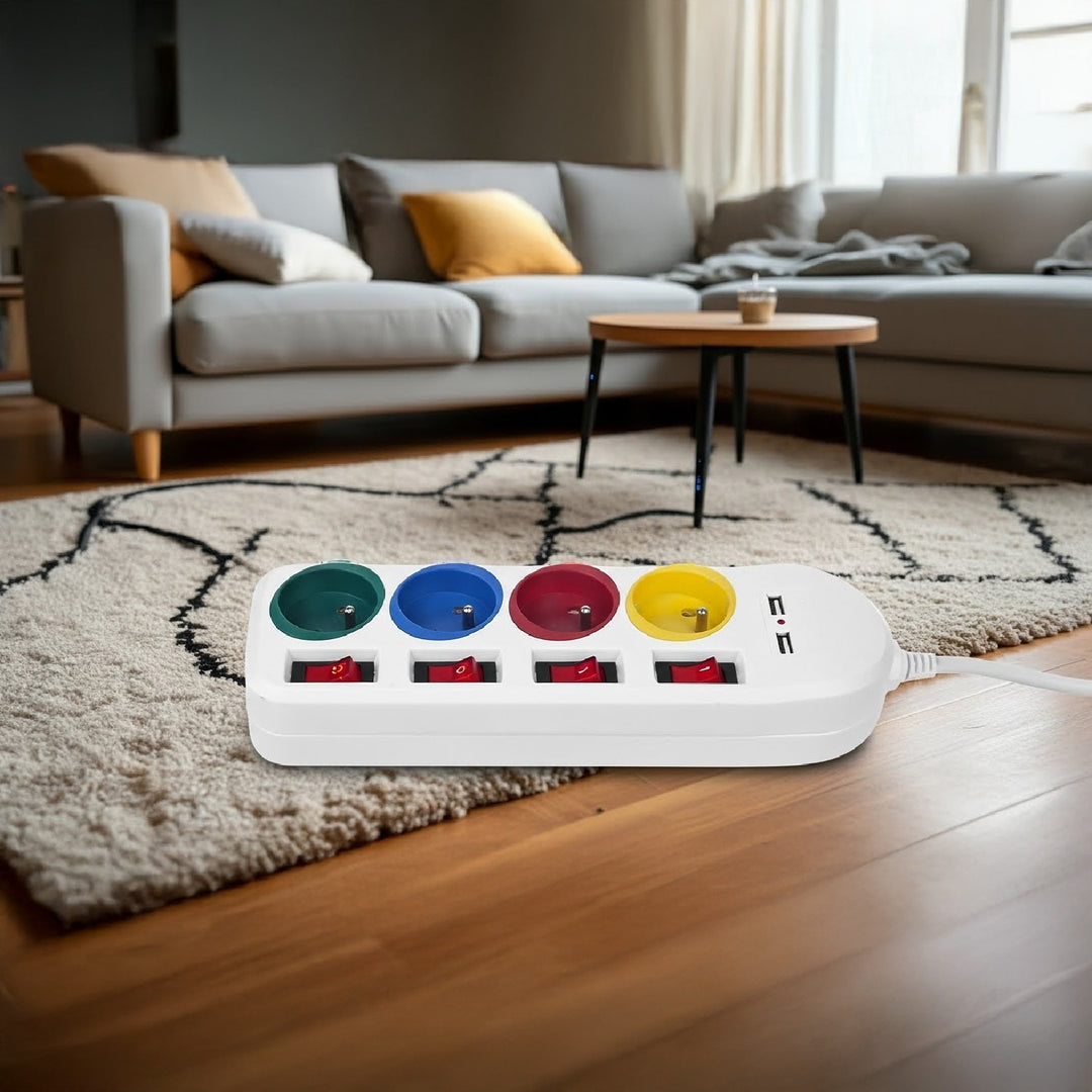 Ciabatta elettrica Maclean, cavo di prolunga a 4 prese + 2xUSB, con interruttori, 250VAC/10A, 2,1A 5V, 1,5m, bianco, MCE229 W