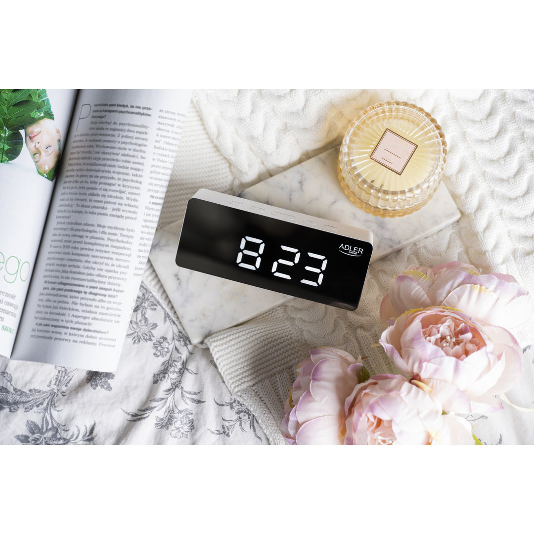 Sveglia con display LED e termometro Adler AD 1189 W