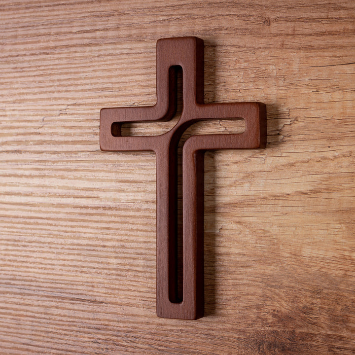 Croce moderna in legno, colore marrone 25x16x1,6 cm