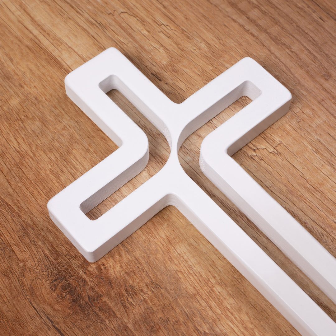 Croce sospesa moderna in legno, colore bianco 30x18x1,8 cm