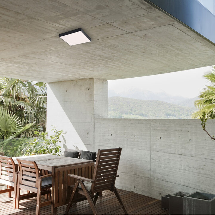 RABALUX TARTU 7900 Lampada quadrata 30x30cmda esternu a LED con colore della luce regolabile  2800, 4000 o 6000 K