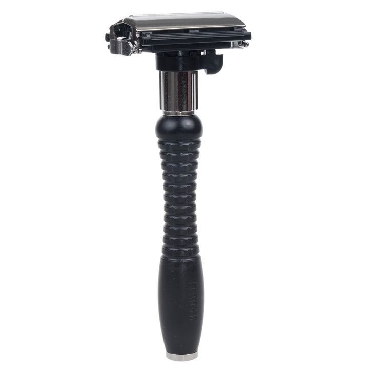 Rasoio da barba Feather DER-A con lame intercambiabili. Testina in acciaio inox. 2 impostazioni, apertura a farfalla.