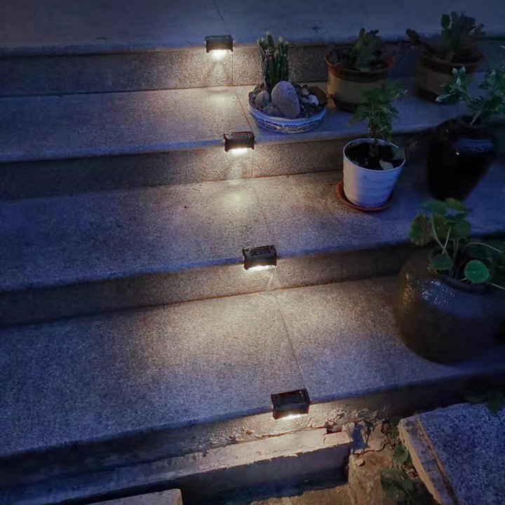 8x Maclean lampada per scale a LED ad energia solare IP44, 4000K, Ni-MH 100 mAh, 80x45x45mm, sensore crepuscolare MCE319