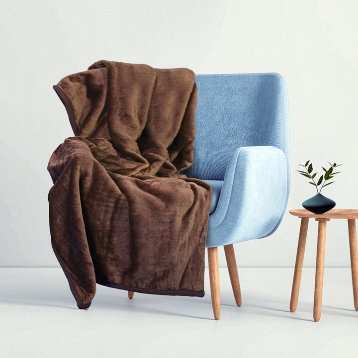 Tessuto anallergico Materiale: 100%, peso: 570 g/m2 Coperta liscia in fibre di alta qualità (160 x 200 cm, marrone)
