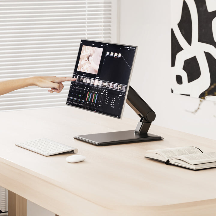 Supporto per touchscreen Maclean, indipendente con supporto, VESA 75x75/100x100, 17"-32", max 8kg, MC-989