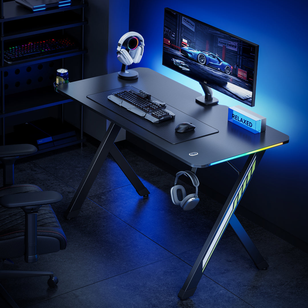 Scrivania da gioco NanoRS, nera, con supporto per cuffie e tazze, retroilluminazione RGB, max. 75 kg, dimensioni 1200x600x750 mm, RS102