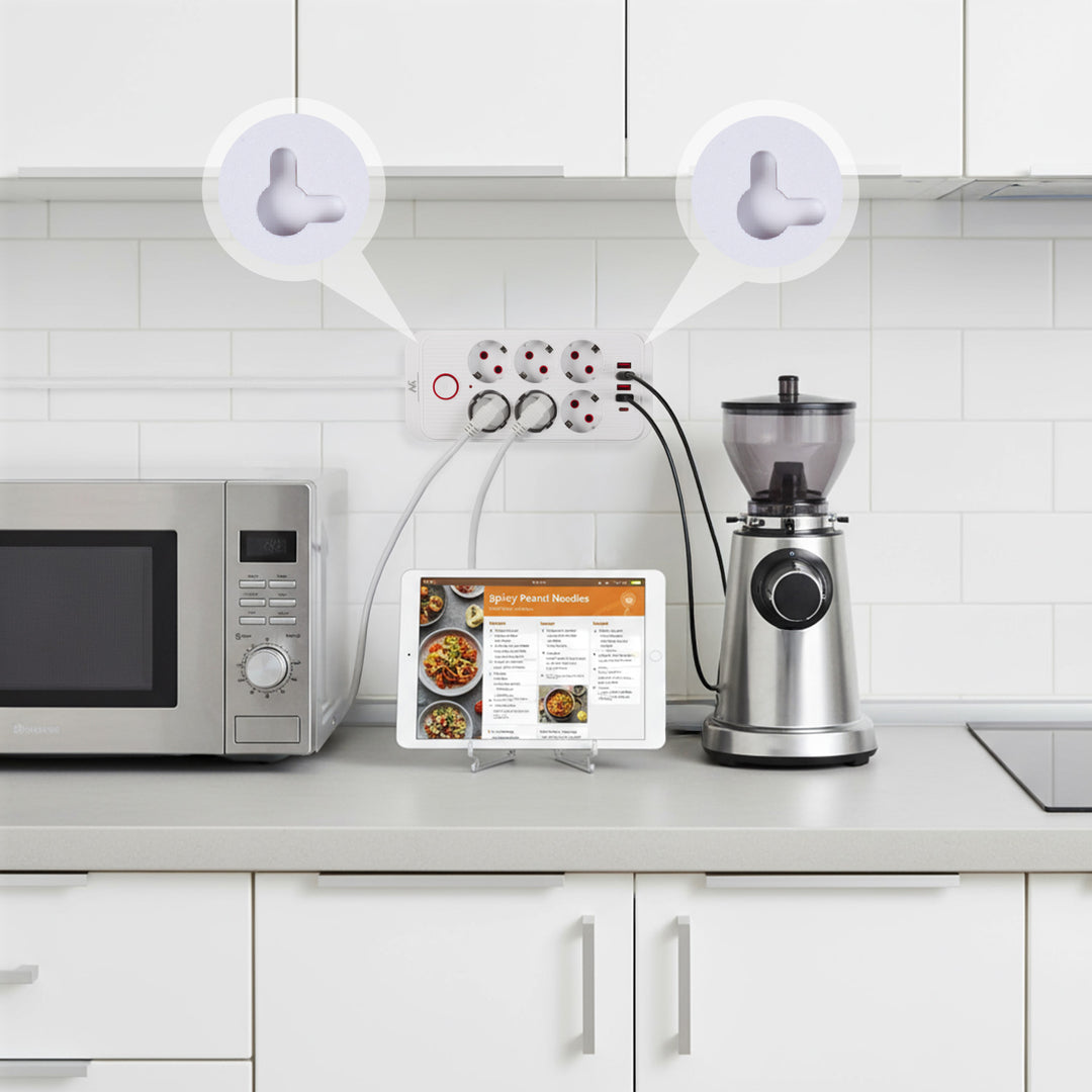 Ciabatta elettrica Maclean, cavo di prolunga a 6 prese + 4xUSB, 110-240V AC 50/60Hz, 2,1A max 2500W, 1,5 m, bianco, MCE389 W