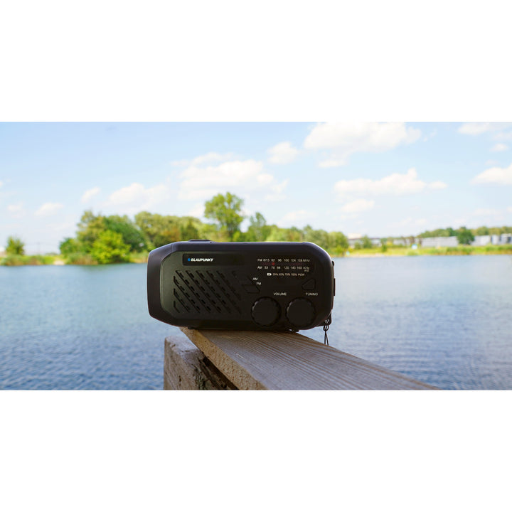 Radio Blaupunkt a rete/batteria, torcia LED, indicazione SOS, antenna, ER10