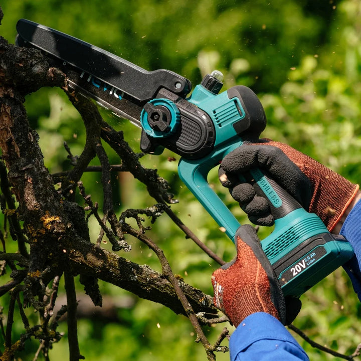 Motosega a batteria NEVIQ, barra da 8'', 500W, motore brushless, LX8303