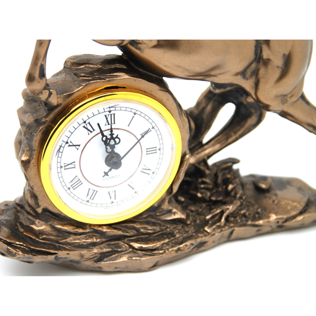 Statuetta del cavallo che salta, orologio, decorazione in bronzo, Regina Isabella