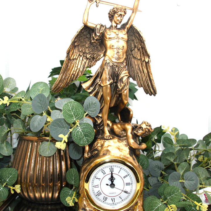 Statuetta dell'Arcangelo Michele, orologio, scultura religiosa in bronzo, Regina Isabella