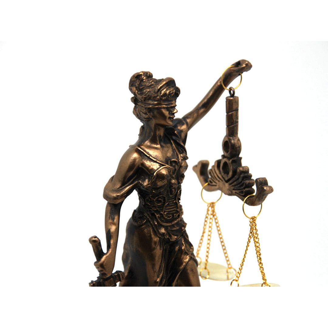 Statuetta di Themis con bilancia e spada, orologio, decorazione in bronzo, Regina Isabella