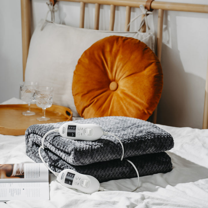 Coperta elettrica Camry, per 2 persone, dimensioni 150x160cm, 8 livelli di riscaldamento, potenza 2 x 60W, grigio, CR 7417
