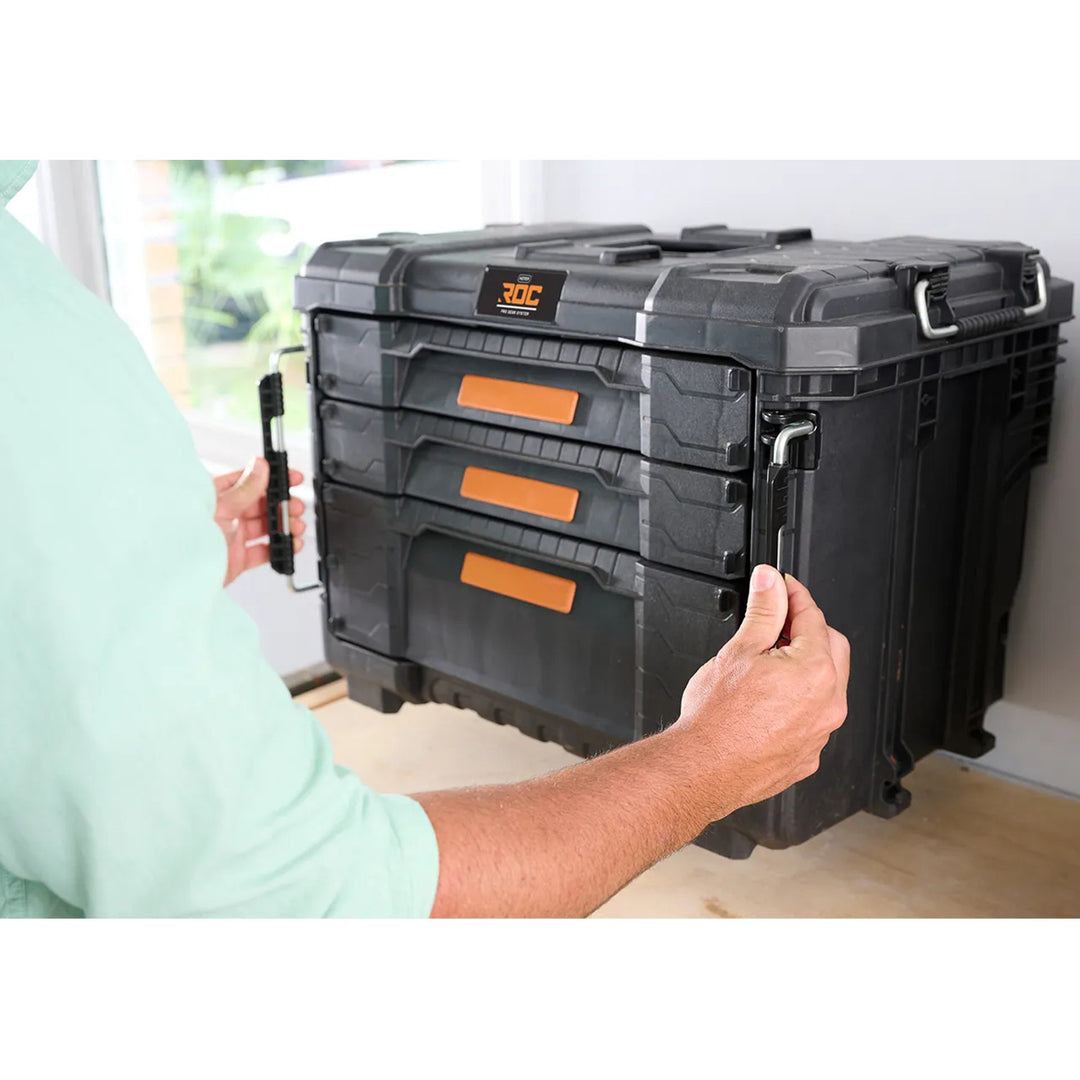 Cassetta degli attrezzi XL Keter ROC Pro Gear 2.0, con tre cassetti, divisori inclusi, spazio per lucchetto, chiusure frontali, 259671