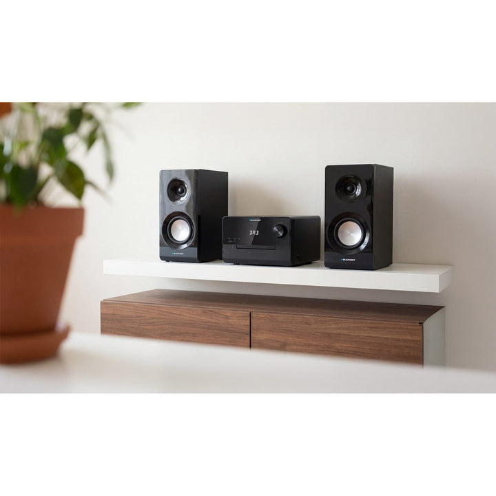 Microtorre Blaupunkt, potenza 100 W RMS, sintonizzatore DAB+, display LED, radio FM, antenna telescopica inclusa, connettore HDMI ARC, CD/MP3/USB/BT, orologio con funzione sveglia, MS49DAB