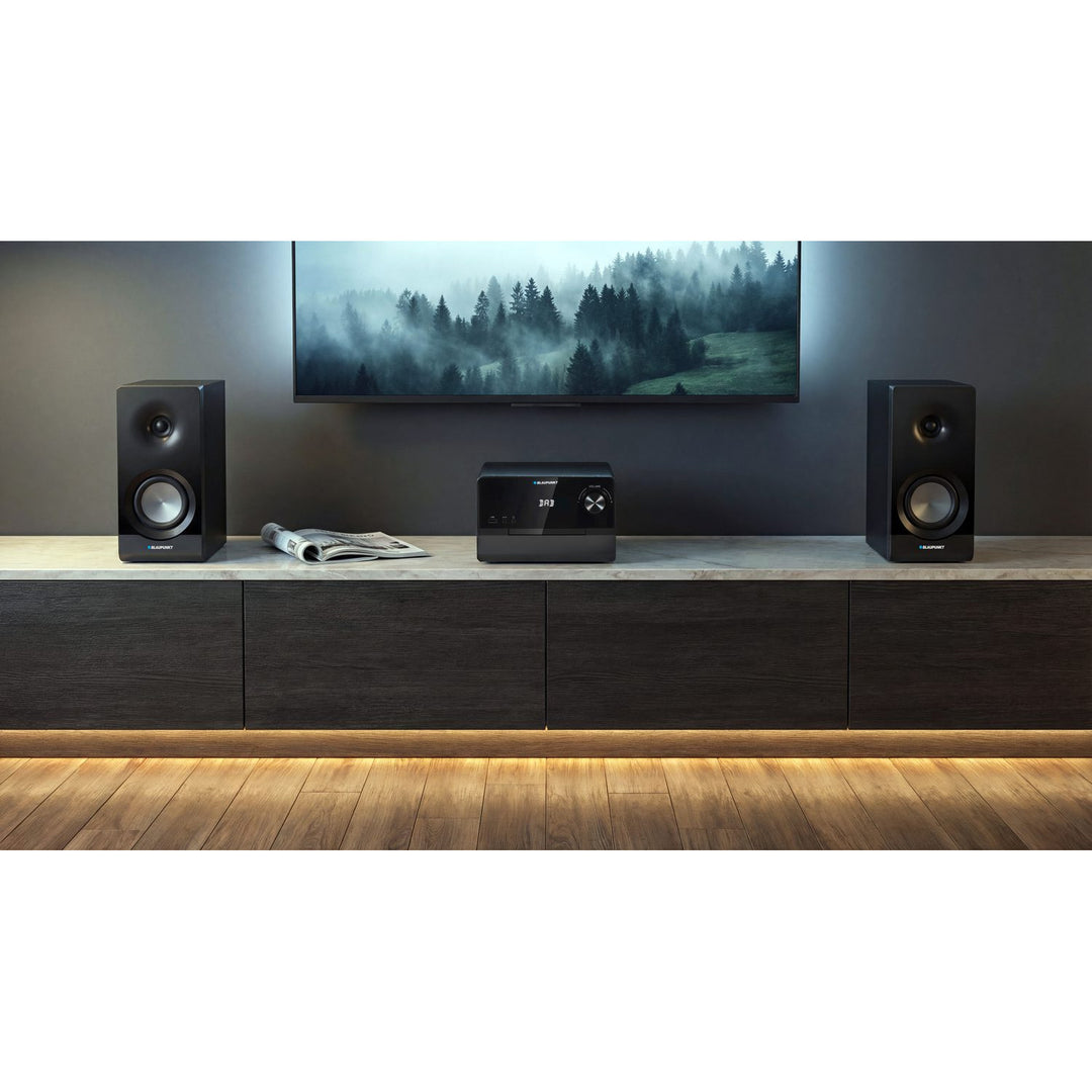 Microtorre Blaupunkt, potenza 100 W RMS, sintonizzatore DAB+, display LED, radio FM, antenna telescopica inclusa, connettore HDMI ARC, CD/MP3/USB/BT, orologio con funzione sveglia, MS49DAB