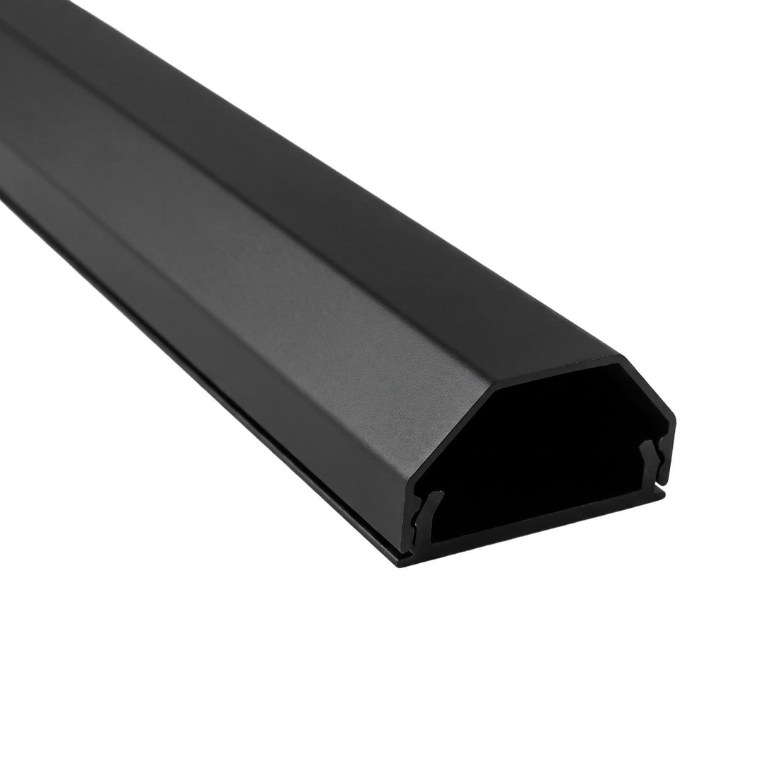 Profilo di copertura in alluminio per cavi Maclean, 33x18x750 mm, nero, MCTV-897 B